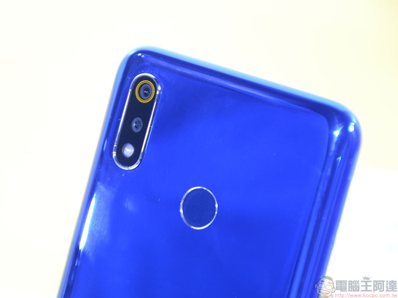 Realme 3 在台上市,以年輕潮流出發的新夜拍高手 - 電腦王阿達 Realme 3 在台上市,以年輕潮流出發的新夜拍高手 - 電腦王阿達