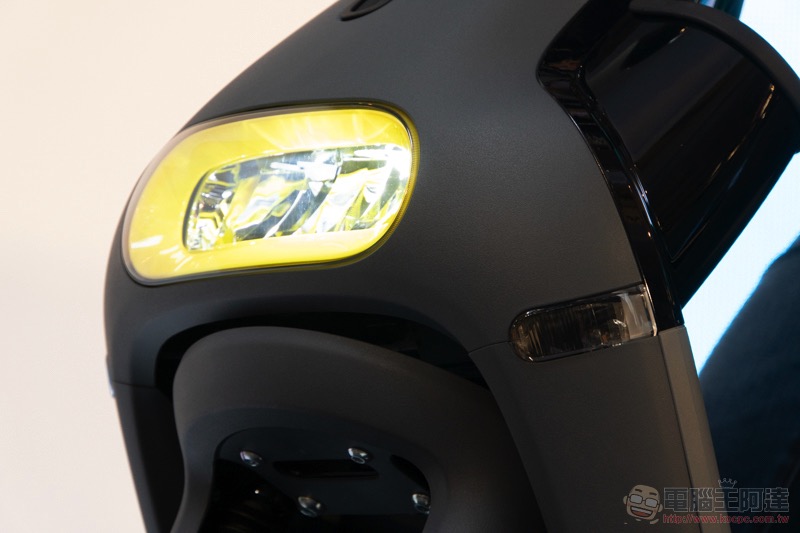 Gogoro 3 系列 正式發表:外型與價格(不到四萬)都同樣可愛的入門車系動手玩 - 電腦王阿達 Gogoro 3 系列 正式發表:外型與價格(不到四萬)都同樣可愛的入門車系動手玩 - 電腦王阿達