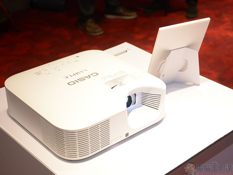 CASIO 在台推出最新無燈泡超短焦、超核心與 Superior 系列投影機 - 電腦王阿達 CASIO 在台推出最新無燈泡超短焦、超核心與 Superior 系列投影機 - 電腦王阿達