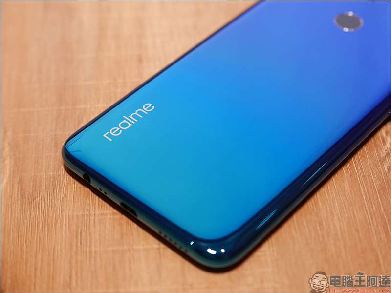 realme 3 簡單動手玩 :平價入門就有「超級夜景模式」 - 電腦王阿達 realme 3 簡單動手玩 :平價入門就有「超級夜景模式」 - 電腦王阿達