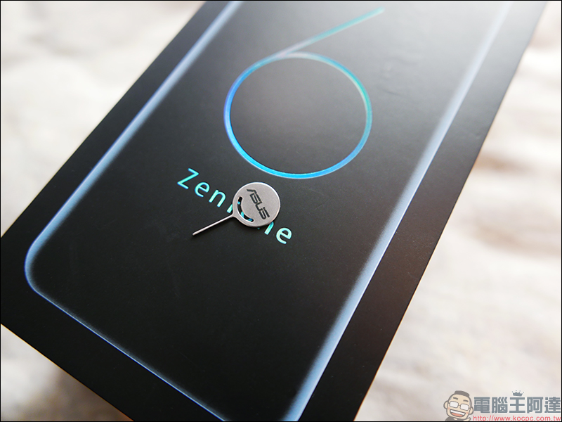 ASUS ZenFone 6 開箱、評測、動手玩 :全新翻轉鏡頭設計、 5000mAh 大電量超強續航表現,旗艦級 ZenFone 有史以來最大幅進化! - 電腦王阿達 ASUS ZenFone 6 開箱、評測、動手玩 :全新翻轉鏡頭設計、 5000mAh 大電量超強續航表現,旗艦級 ZenFone 有史以來最大幅進化! - 電腦王阿達