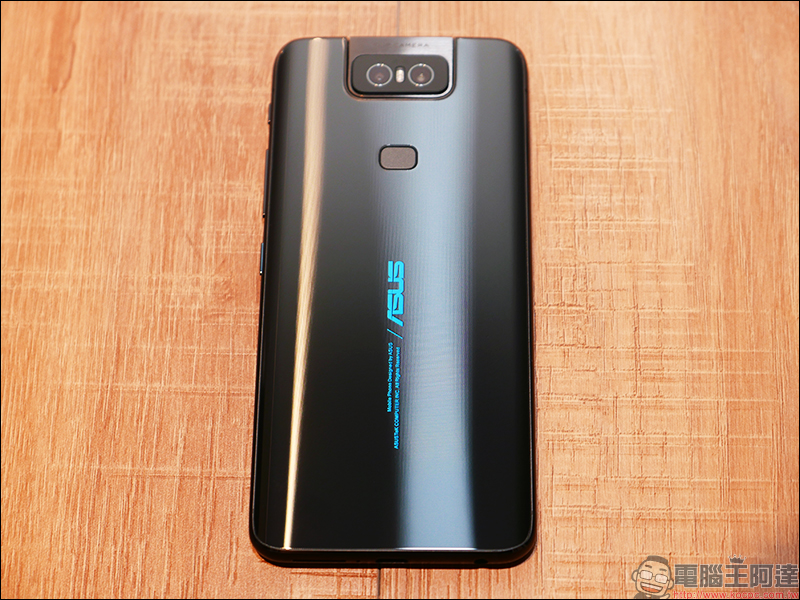 ASUS ZenFone 6 開箱、評測、動手玩 :全新翻轉鏡頭設計、 5000mAh 大電量超強續航表現,旗艦級 ZenFone 有史以來最大幅進化! - 電腦王阿達 ASUS ZenFone 6 開箱、評測、動手玩 :全新翻轉鏡頭設計、 5000mAh 大電量超強續航表現,旗艦級 ZenFone 有史以來最大幅進化! - 電腦王阿達
