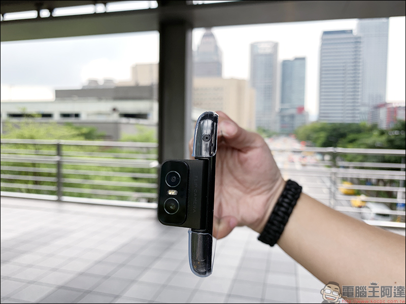 ASUS ZenFone 6 開箱、評測、動手玩 :全新翻轉鏡頭設計、 5000mAh 大電量超強續航表現,旗艦級 ZenFone 有史以來最大幅進化! - 電腦王阿達 ASUS ZenFone 6 開箱、評測、動手玩 :全新翻轉鏡頭設計、 5000mAh 大電量超強續航表現,旗艦級 ZenFone 有史以來最大幅進化! - 電腦王阿達