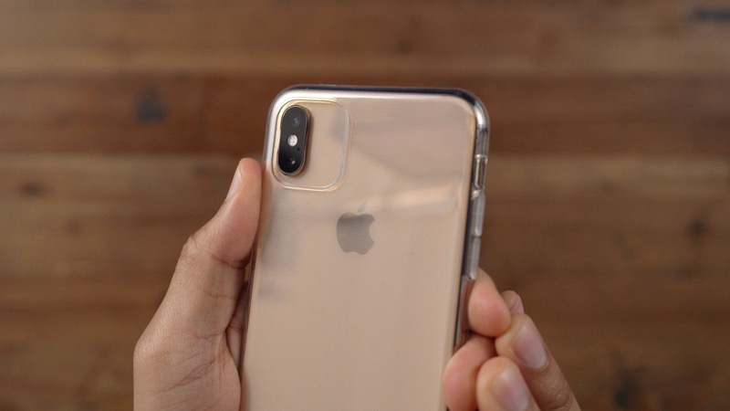 今年 iPhone 11 系列尚未推出，外媒已拿到保護殼並動手玩 - 電腦王阿達