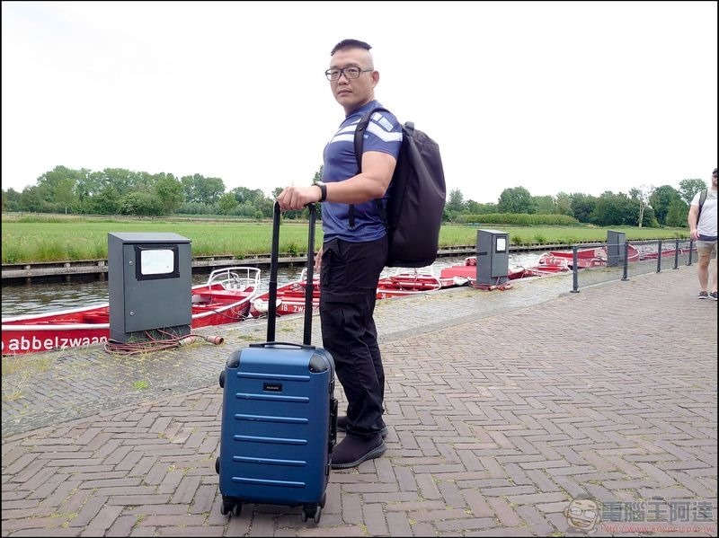 Carry-On Closet 2.0 登機箱 - 34 Carry-On Closet 2.0 登機箱 - 34
