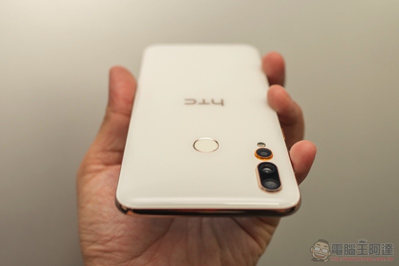 三鏡頭搭載 HTC U19e / Desire 19+ 年度新機登場(動手玩) - 電腦王阿達 三鏡頭搭載 HTC U19e / Desire 19+ 年度新機登場(動手玩) - 電腦王阿達