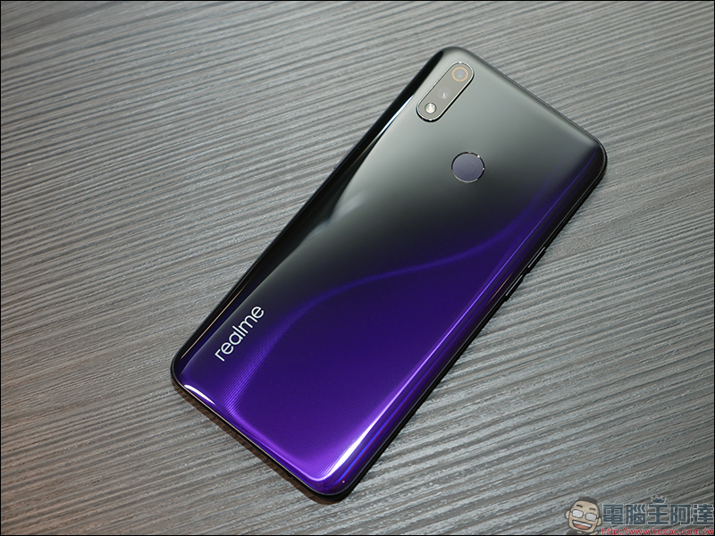 realme 3 Pro 開箱 、評測、動手玩: 搭載高通 S710 處理器、支援 VOOC 3.0 閃充,超值美型中階旗艦 - 電腦王阿達 realme 3 Pro 開箱 、評測、動手玩: 搭載高通 S710 處理器、支援 VOOC 3.0 閃充,超值美型中階旗艦 - 電腦王阿達
