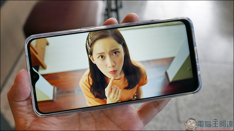 realme 3 Pro 開箱 、評測、動手玩: 搭載高通 S710 處理器、支援 VOOC 3.0 閃充,超值美型中階旗艦 - 電腦王阿達 realme 3 Pro 開箱 、評測、動手玩: 搭載高通 S710 處理器、支援 VOOC 3.0 閃充,超值美型中階旗艦 - 電腦王阿達