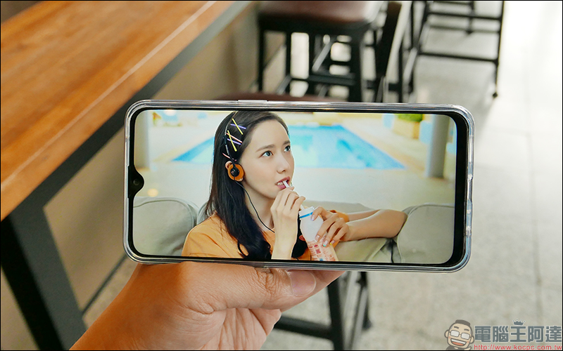 realme 3 Pro 開箱 、評測、動手玩: 搭載高通 S710 處理器、支援 VOOC 3.0 閃充,超值美型中階旗艦 - 電腦王阿達 realme 3 Pro 開箱 、評測、動手玩: 搭載高通 S710 處理器、支援 VOOC 3.0 閃充,超值美型中階旗艦 - 電腦王阿達