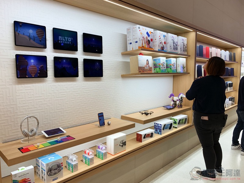 Apple 信義A13 開箱預覽 ！台灣首間獨棟 Apple Store 週六正式開幕 - 電腦王阿達