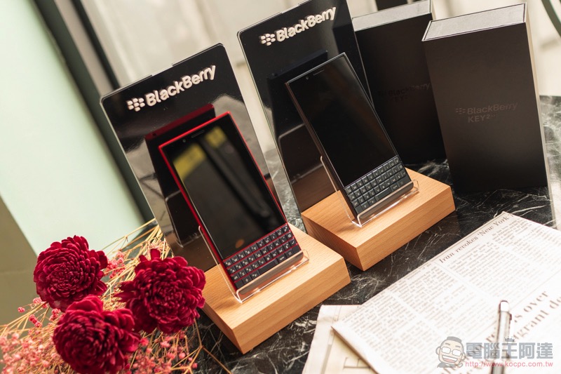 BlackBerry KEY2 LE 是黑莓重回台灣首發之作,實體鍵盤控快回來吧!(動手玩) - 電腦王阿達 BlackBerry KEY2 LE 是黑莓重回台灣首發之作,實體鍵盤控快回來吧!(動手玩) - 電腦王阿達