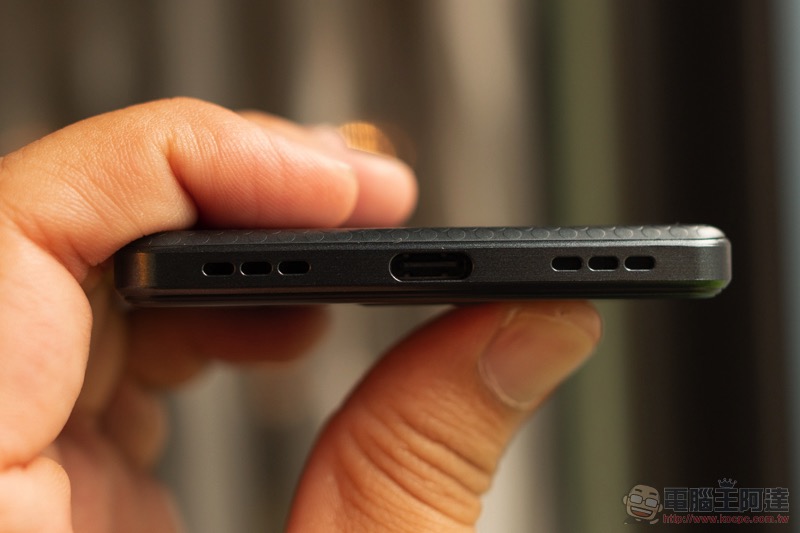 BlackBerry KEY2 LE 是黑莓重回台灣首發之作,實體鍵盤控快回來吧!(動手玩) - 電腦王阿達 BlackBerry KEY2 LE 是黑莓重回台灣首發之作,實體鍵盤控快回來吧!(動手玩) - 電腦王阿達