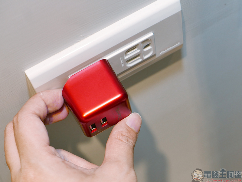 ONPRO UC-2P01 Plus 開箱 雙 USB 孔充電器,最大輸出 3.4A 急速快充 - 電腦王阿達 ONPRO UC-2P01 Plus 開箱 雙 USB 孔充電器,最大輸出 3.4A 急速快充 - 電腦王阿達