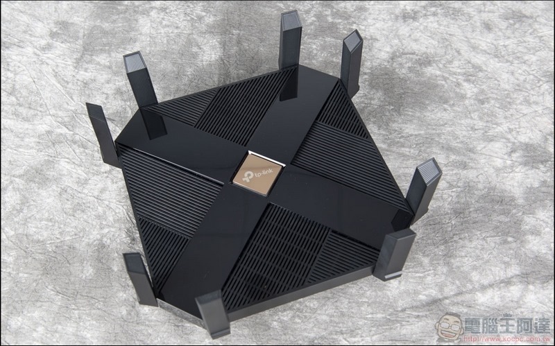 TP-Link Archer AX6000 開箱 - 63 TP-Link Archer AX6000 開箱 - 63