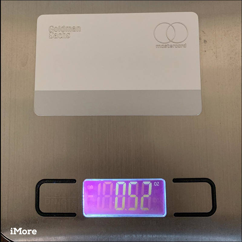 Apple Card 更多實物細節 曝光!來瞧瞧這張卡究竟有多重? - 電腦王阿達 Apple Card 更多實物細節 曝光!來瞧瞧這張卡究竟有多重? - 電腦王阿達