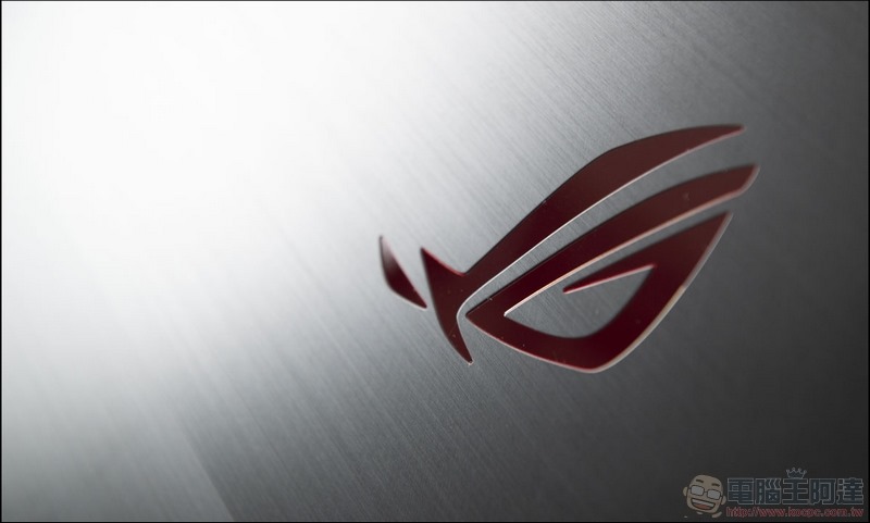 ROG Zephyrus S GX502 開箱 - 05 ROG Zephyrus S GX502 開箱 - 05