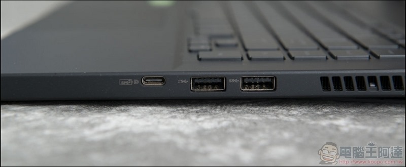 ROG Zephyrus S GX502 開箱 - 06 ROG Zephyrus S GX502 開箱 - 06