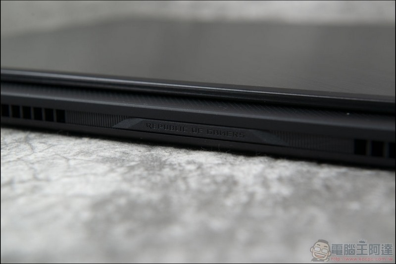 ROG Zephyrus S GX502 開箱 - 12 ROG Zephyrus S GX502 開箱 - 12