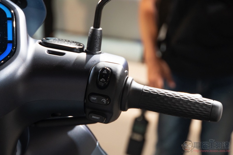 不只是換殼? YAMAHA EC-05 正式發表 ,首款 Powered by Gogoro Network 電動車實車動眼看 - 電腦王阿達 不只是換殼? YAMAHA EC-05 正式發表 ,首款 Powered by Gogoro Network 電動車實車動眼看 - 電腦王阿達