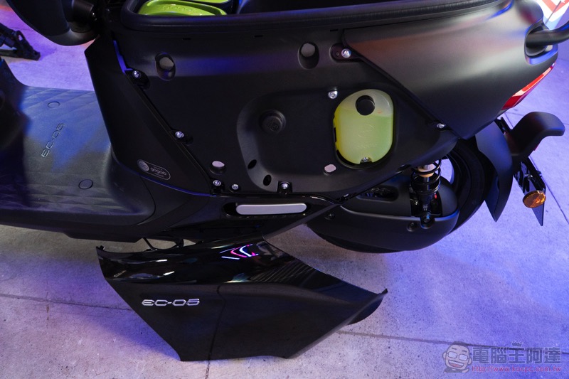 不只是換殼? YAMAHA EC-05 正式發表 ,首款 Powered by Gogoro Network 電動車實車動眼看 - 電腦王阿達 不只是換殼? YAMAHA EC-05 正式發表 ,首款 Powered by Gogoro Network 電動車實車動眼看 - 電腦王阿達