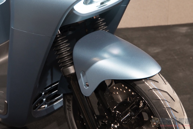 不只是換殼? YAMAHA EC-05 正式發表 ,首款 Powered by Gogoro Network 電動車實車動眼看 - 電腦王阿達 不只是換殼? YAMAHA EC-05 正式發表 ,首款 Powered by Gogoro Network 電動車實車動眼看 - 電腦王阿達
