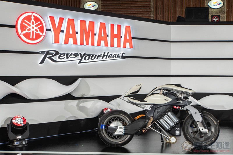 《 2019 國際重型機車展 》本週末騎乘樂趣超展開,YAMAHA 自動駕駛機車現身會場! - 電腦王阿達 《 2019 國際重型機車展 》本週末騎乘樂趣超展開,YAMAHA 自動駕駛機車現身會場! - 電腦王阿達