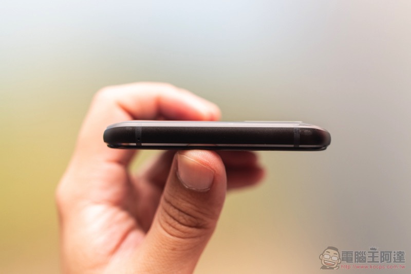 ASUS ROG Phone II 發表動手玩:更「Switch」的電競手機 - 電腦王阿達 ASUS ROG Phone II 發表動手玩:更「Switch」的電競手機 - 電腦王阿達