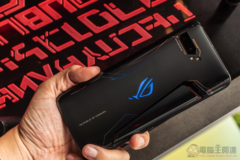 ROG Phone II 五電信正式上架 ,12GB / 1TB 旗艦版新色「紳士黑」 月底開賣 - 電腦王阿達 ROG Phone II 五電信正式上架 ,12GB / 1TB 旗艦版新色「紳士黑」 月底開賣 - 電腦王阿達