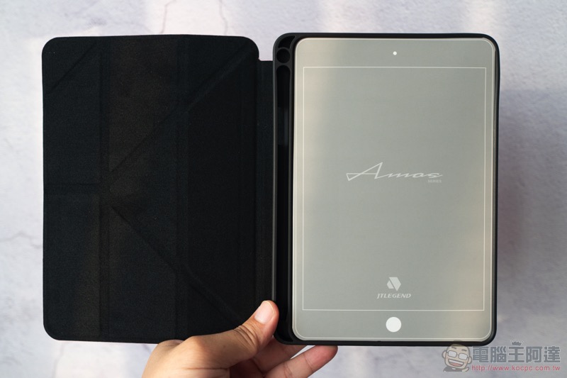 功能與美感兼具, JTLEGEND iPad mini 5 相機快取多角度折疊布紋皮套 開箱 / 評測 / 評價 / 心得 - 電腦王阿達 功能與美感兼具, JTLEGEND iPad mini 5 相機快取多角度折疊布紋皮套 開箱 / 評測 / 評價 / 心得 - 電腦王阿達