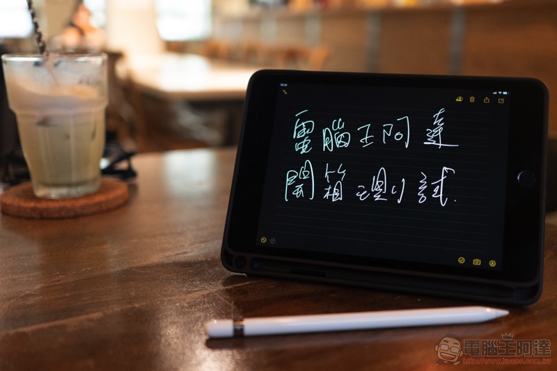 功能與美感兼具, JTLEGEND iPad mini 5 相機快取多角度折疊布紋皮套 開箱 / 評測 / 評價 / 心得 - 電腦王阿達 功能與美感兼具, JTLEGEND iPad mini 5 相機快取多角度折疊布紋皮套 開箱 / 評測 / 評價 / 心得 - 電腦王阿達
