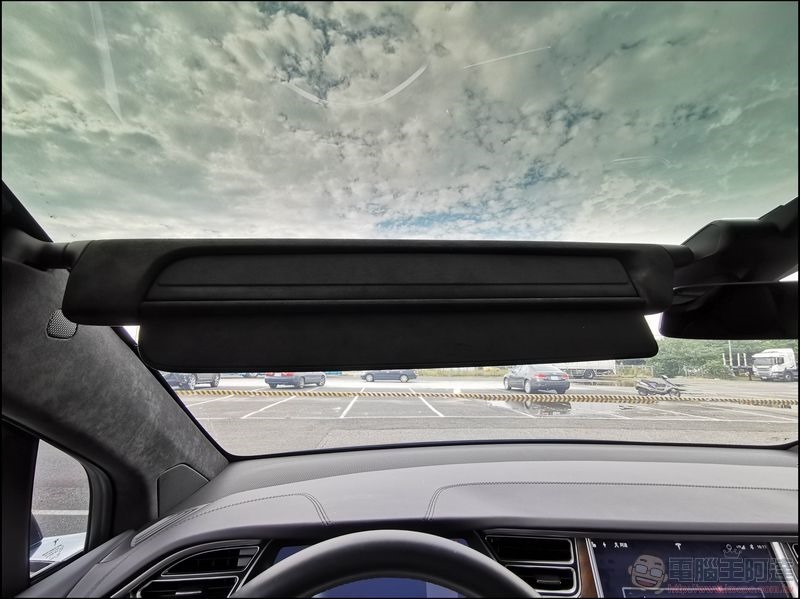 TESLA Model X 開箱體驗 - 33 TESLA Model X 開箱體驗 - 33