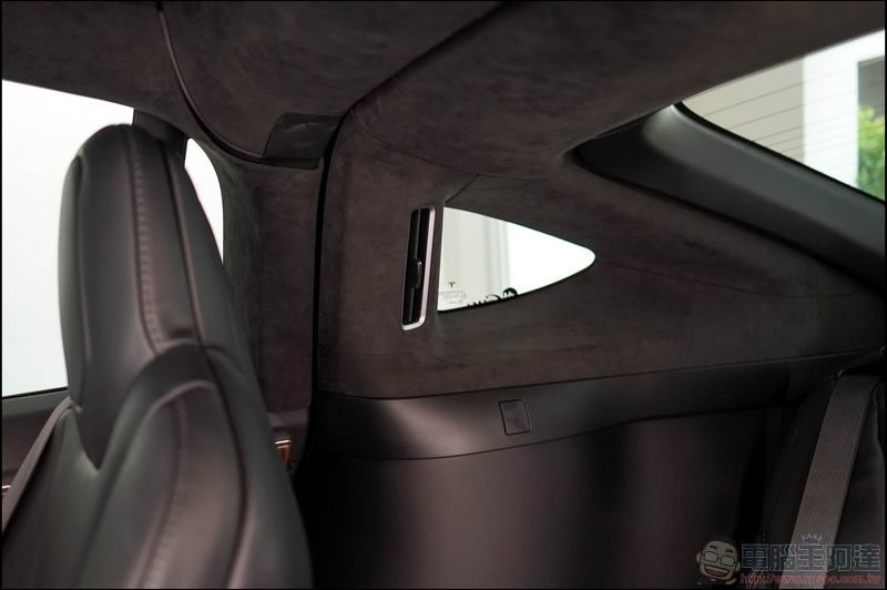TESLA Model X 開箱體驗 - 41 TESLA Model X 開箱體驗 - 41