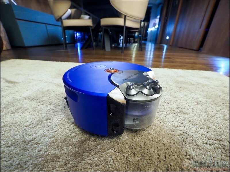 Dyson 360 Heurist 智能吸塵機器人 開箱 - 11 Dyson 360 Heurist 智能吸塵機器人 開箱 - 11