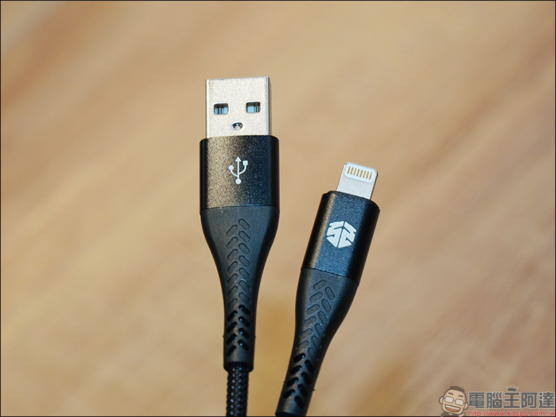 SOLiDE 索力得 ProFast 萬國旅用快充頭 、 USB 快充傳輸線 開箱動手玩, iPhone 等裝置最佳快充夥伴 - 電腦王阿達 SOLiDE 索力得 ProFast 萬國旅用快充頭 、 USB 快充傳輸線 開箱動手玩, iPhone 等裝置最佳快充夥伴 - 電腦王阿達