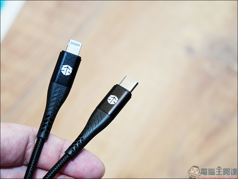 SOLiDE 索力得 ProFast 萬國旅用快充頭 、 USB 快充傳輸線 開箱動手玩, iPhone 等裝置最佳快充夥伴 - 電腦王阿達 SOLiDE 索力得 ProFast 萬國旅用快充頭 、 USB 快充傳輸線 開箱動手玩, iPhone 等裝置最佳快充夥伴 - 電腦王阿達
