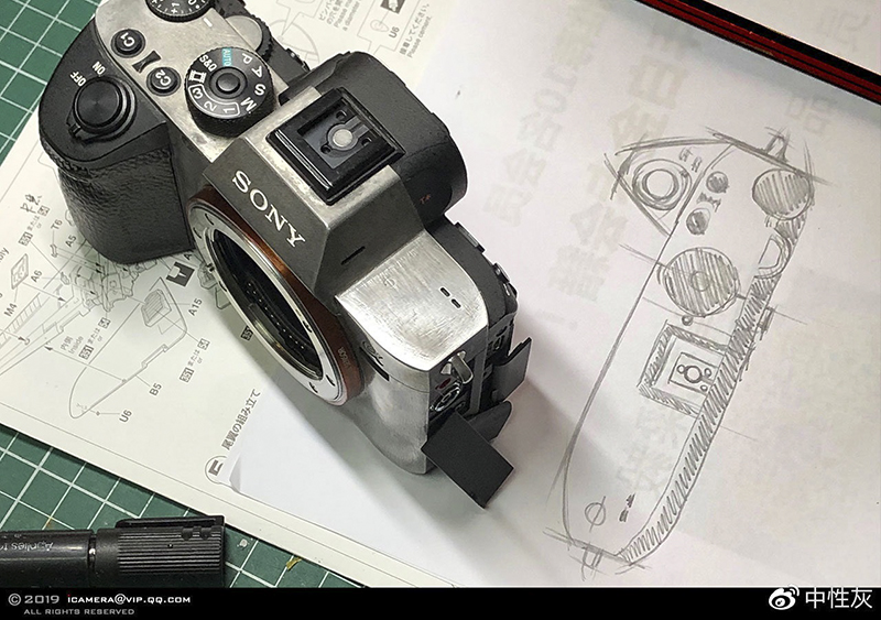 狂!有人把 A7R III 改造成了一台 LEICA Q2 「可換鏡版」 - 電腦王阿達 狂!有人把 A7R III 改造成了一台 LEICA Q2 「可換鏡版」 - 電腦王阿達