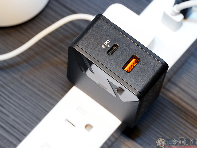 SOLiDE 索力得 ProFast 萬國旅用快充頭 、 USB 快充傳輸線 開箱動手玩, iPhone 等裝置最佳快充夥伴 - 電腦王阿達 SOLiDE 索力得 ProFast 萬國旅用快充頭 、 USB 快充傳輸線 開箱動手玩, iPhone 等裝置最佳快充夥伴 - 電腦王阿達