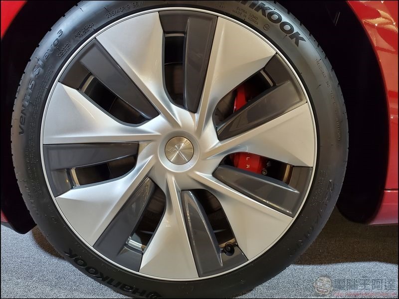 TESLA Model 3 -06 TESLA Model 3 -06