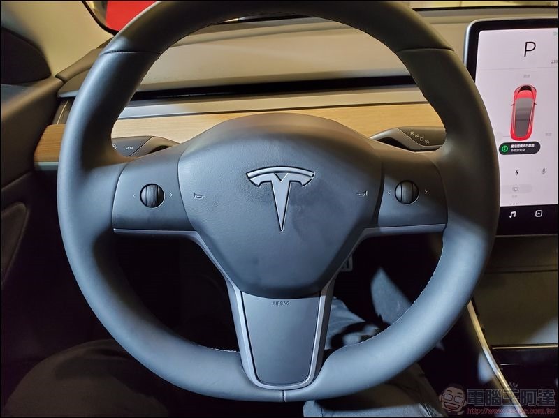 TESLA Model 3 -19 TESLA Model 3 -19