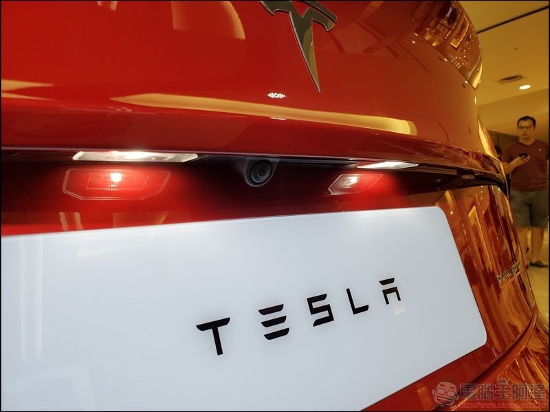 TESLA Model 3 -34 TESLA Model 3 -34