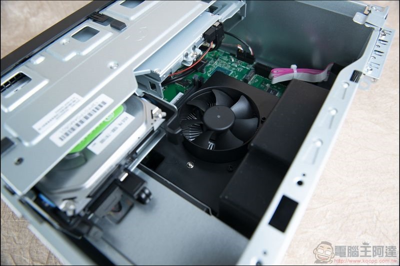 如果出現這 3 個跡象,電腦 PSU (電源供應器)可能故障並需要更換了 - 電腦王阿達 ASUSPRO D641MD 開箱評測 - 07