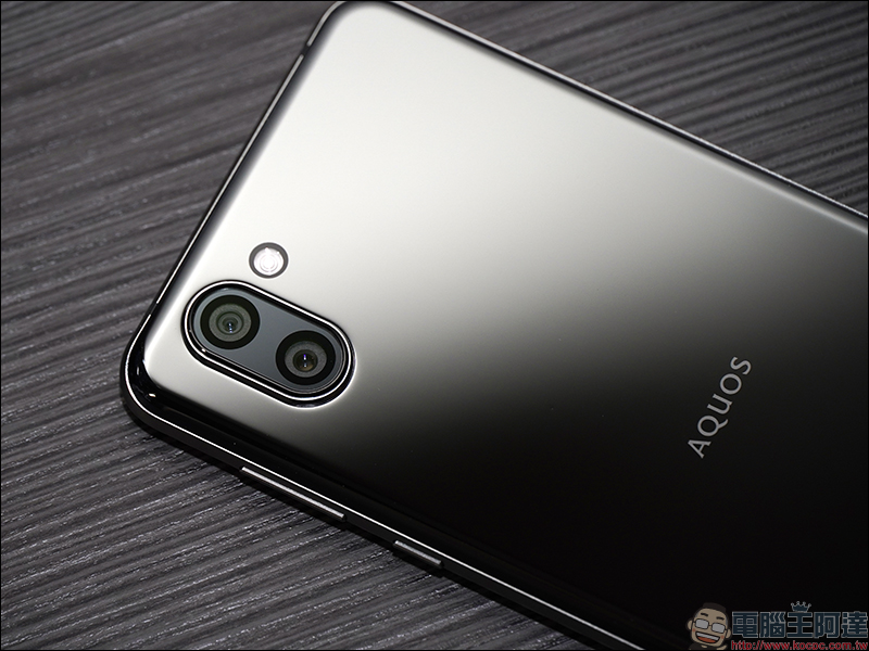 SHARP AQUOS R3 開箱 、評測、動手玩 :6.2 吋 Pro IGZO 螢幕、高通 S855 處理器日系旗艦手機 - 電腦王阿達 SHARP AQUOS R3 開箱 、評測、動手玩 :6.2 吋 Pro IGZO 螢幕、高通 S855 處理器日系旗艦手機 - 電腦王阿達