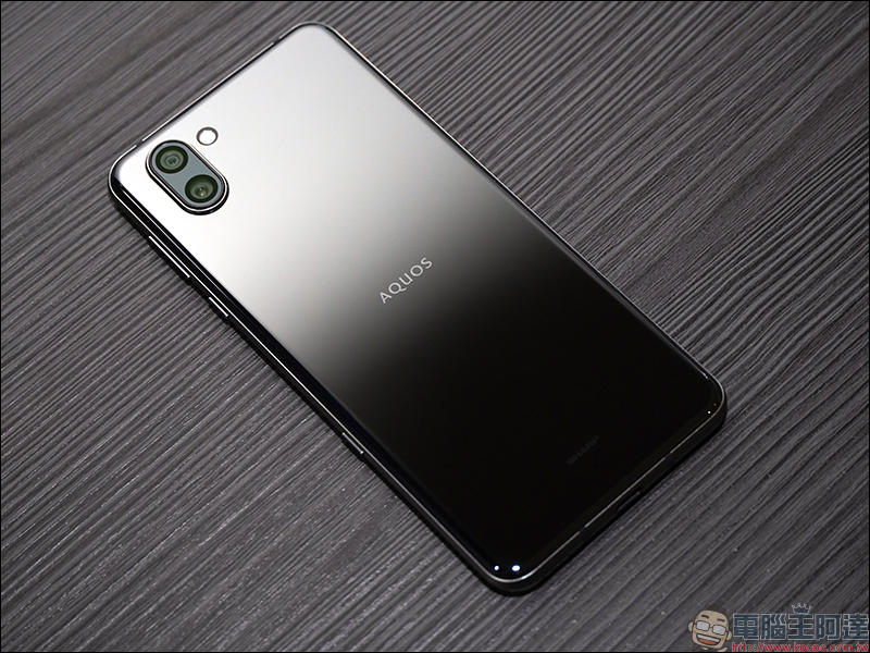 SHARP AQUOS R3 開箱 、評測、動手玩 :6.2 吋 Pro IGZO 螢幕、高通 S855 處理器日系旗艦手機 - 電腦王阿達 SHARP AQUOS R3 開箱 、評測、動手玩 :6.2 吋 Pro IGZO 螢幕、高通 S855 處理器日系旗艦手機 - 電腦王阿達