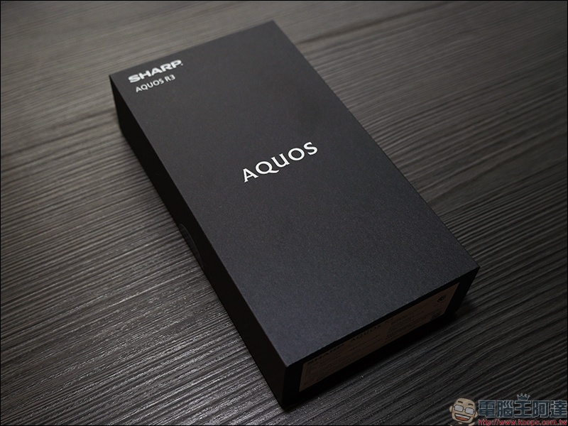 SHARP AQUOS R3 開箱 、評測、動手玩 :6.2 吋 Pro IGZO 螢幕、高通 S855 處理器日系旗艦手機 - 電腦王阿達 SHARP AQUOS R3 開箱 、評測、動手玩 :6.2 吋 Pro IGZO 螢幕、高通 S855 處理器日系旗艦手機 - 電腦王阿達