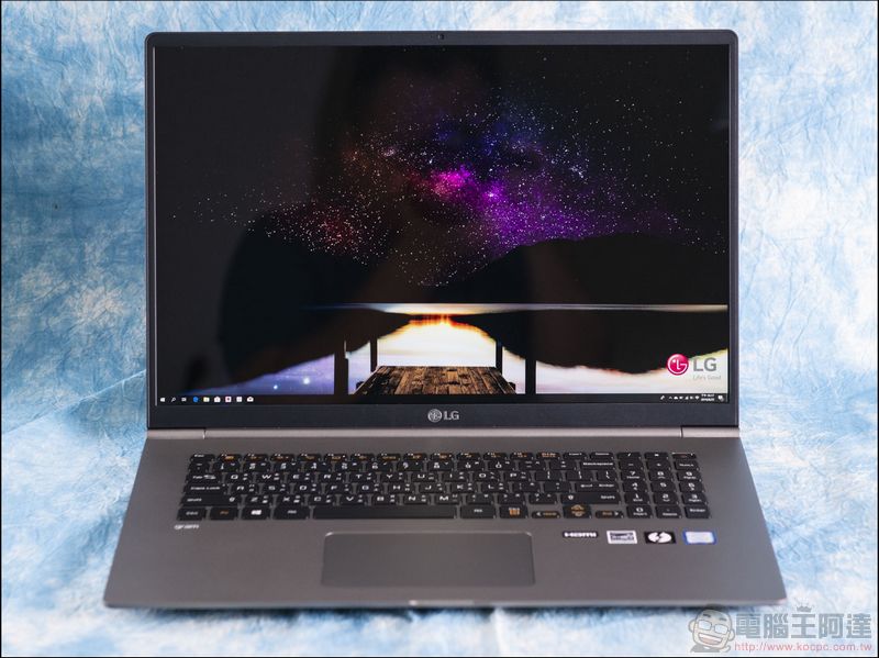 LG gram 17" 17Z990 開箱、評測 結合美觀、效能與高續航力於一體的超輕薄筆電 - 電腦王阿達 LG gram 17" 17Z990 開箱、評測 結合美觀、效能與高續航力於一體的超輕薄筆電 - 電腦王阿達