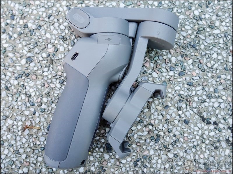 DJI Osmo Mobile 3 開箱 - 07 DJI Osmo Mobile 3 開箱 - 07