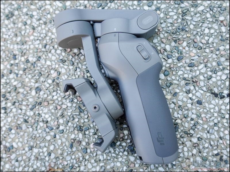 DJI Osmo Mobile 3 開箱 - 10 DJI Osmo Mobile 3 開箱 - 10