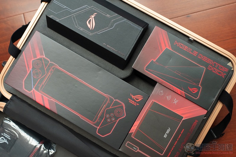 電競手機的完全體 ROG Phone II 大全套 開箱 動手玩(評價 評測 跑分) - 電腦王阿達 電競手機的完全體 ROG Phone II 大全套 開箱 動手玩(評價 評測 跑分) - 電腦王阿達