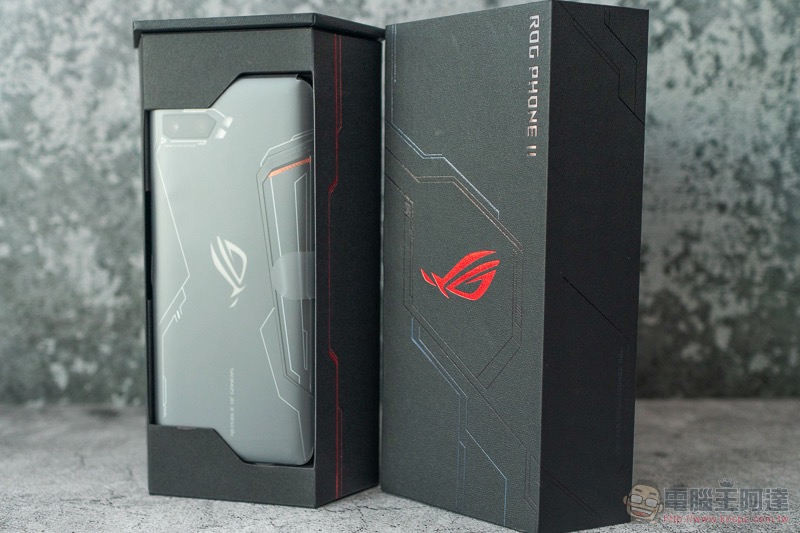 電競手機的完全體 ROG Phone II 大全套 開箱 動手玩(評價 評測 跑分) - 電腦王阿達 電競手機的完全體 ROG Phone II 大全套 開箱 動手玩(評價 評測 跑分) - 電腦王阿達