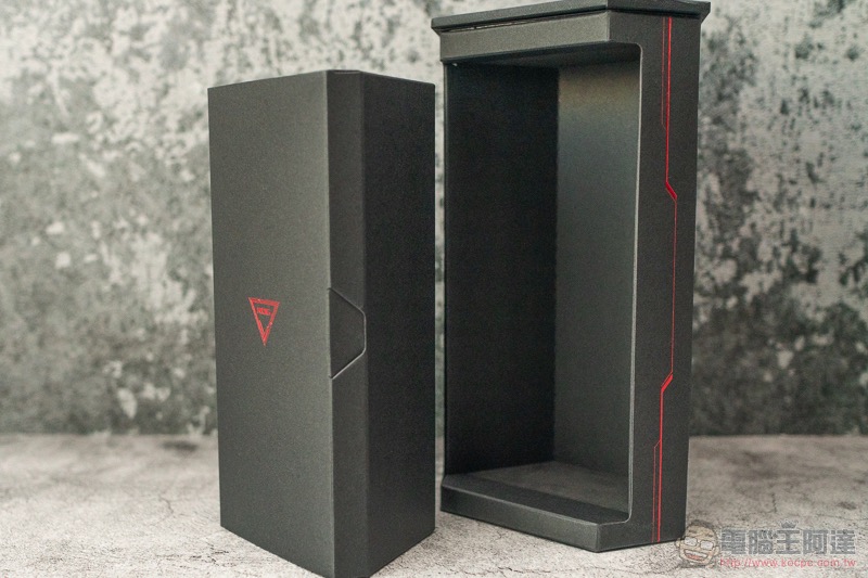 電競手機的完全體 ROG Phone II 大全套 開箱 動手玩(評價 評測 跑分) - 電腦王阿達 電競手機的完全體 ROG Phone II 大全套 開箱 動手玩(評價 評測 跑分) - 電腦王阿達